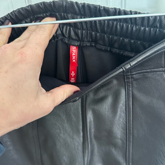 SPANX Black Women's Track Pants - Picture 3 of 4